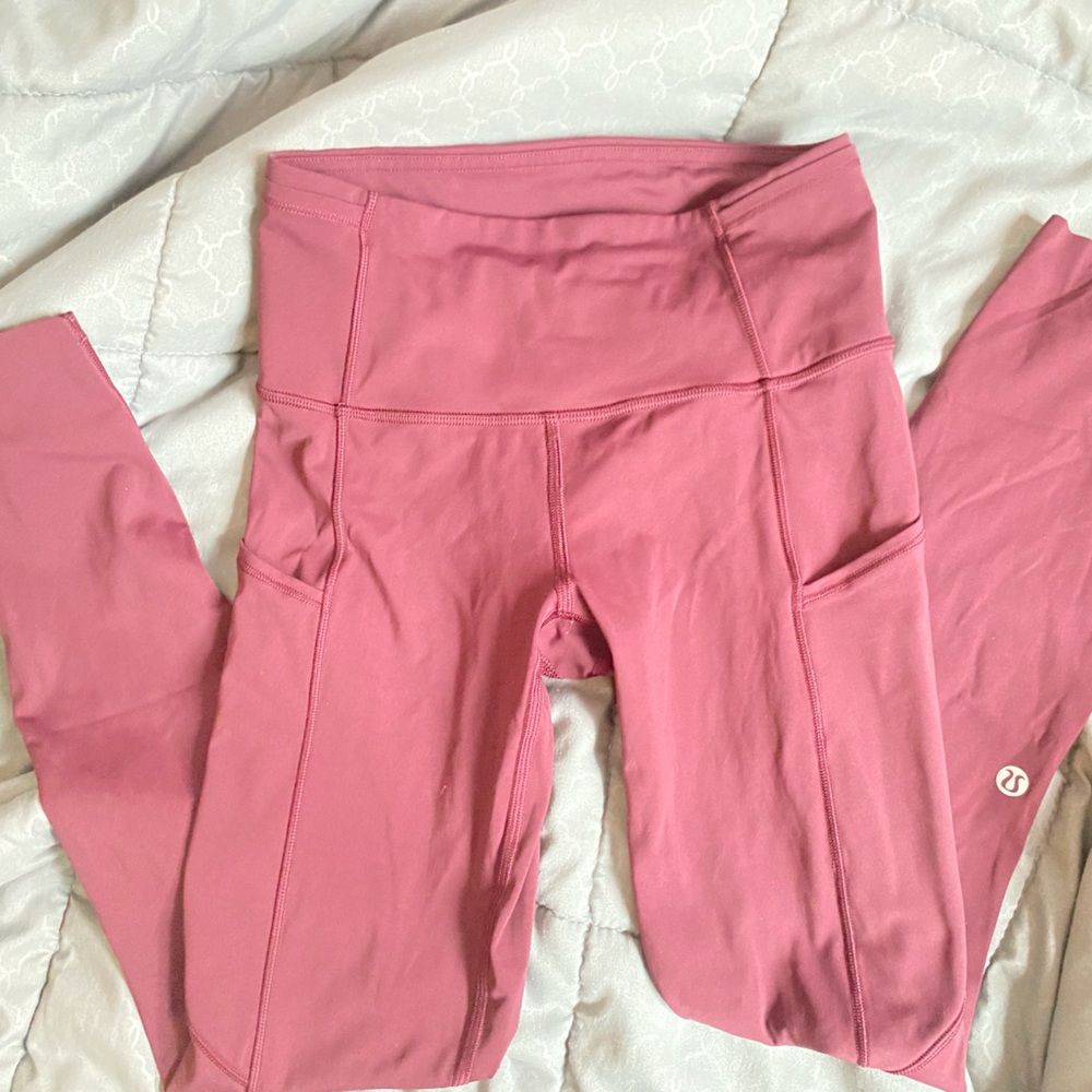 Fast and Free High-Rise Tight 25” Pockets